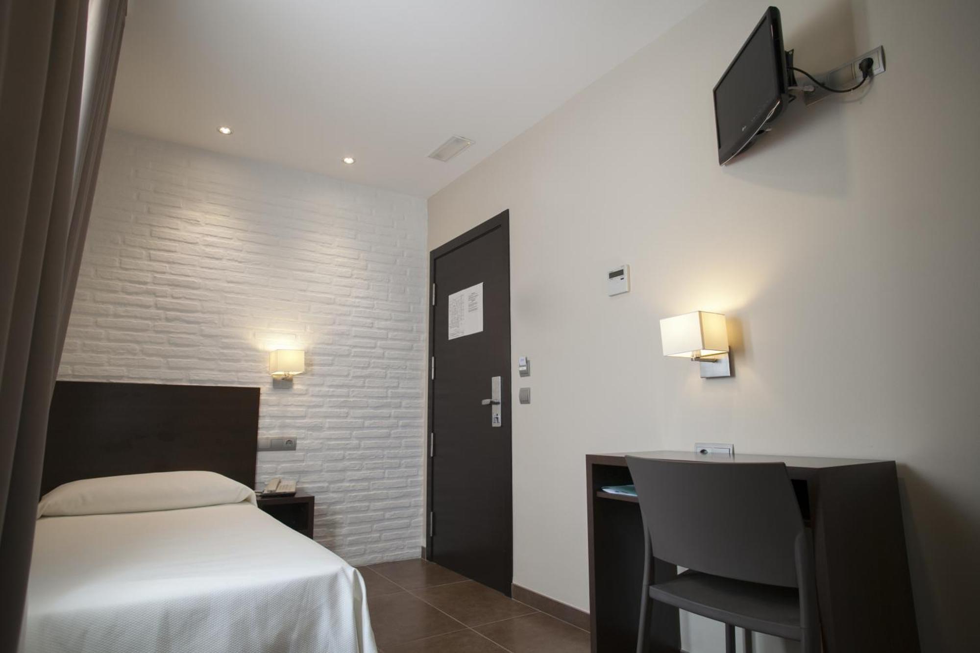 Hotel Restaurante El Corte Casabermeja Habitación foto