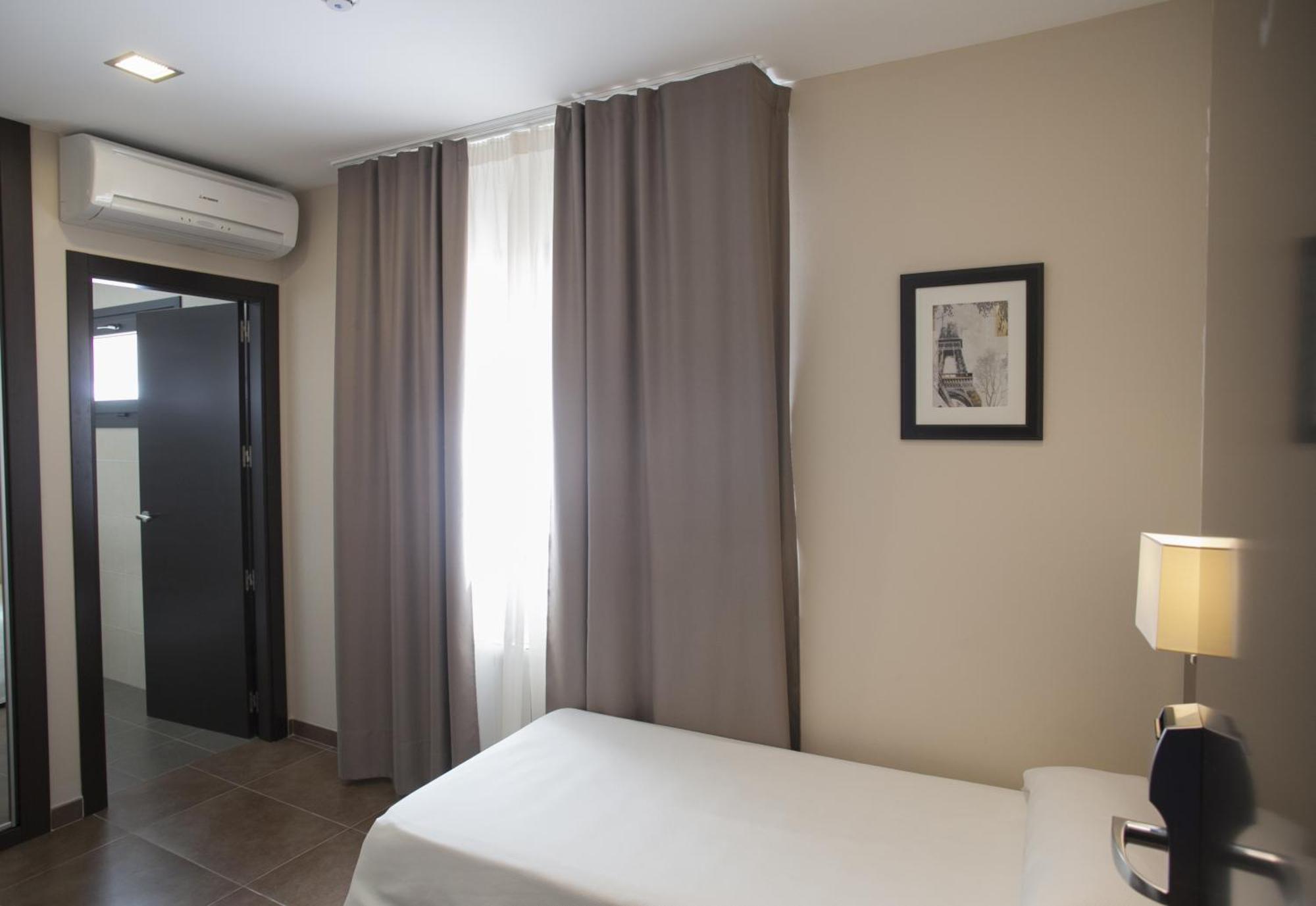 Hotel Restaurante El Corte Casabermeja Habitación foto